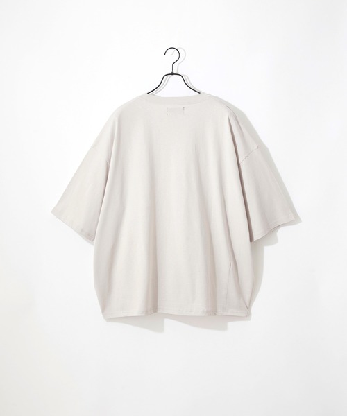 Craft Nicholson(クラフトニコルソン)の「ダーツルーズコクーンシルエット半袖Tシャツ(Tシャツ/カットソー・メンズ・オフホワイト/ブルー系/ピンク系/ライトグレー/パープル/ブラック・L/M)」の20枚目の写真