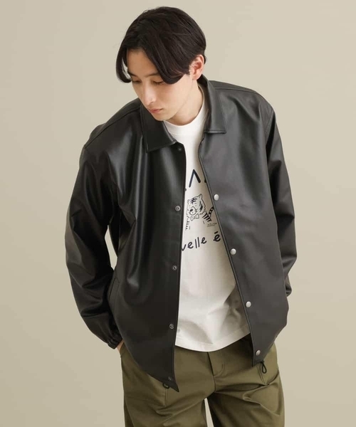 a.v.v(アーヴェヴェ)の「【洗濯機で洗える】フェイクレザーコーチジャケット(カバーオール・メンズ・ブラック/ベージュ・48/46)」の16枚目の写真