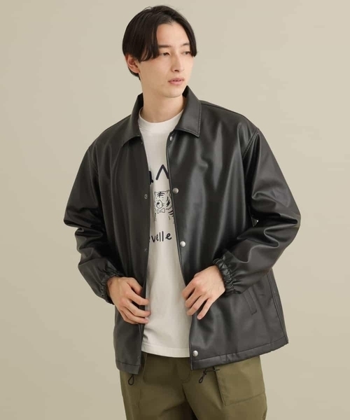 a.v.v(アーヴェヴェ)の「【洗濯機で洗える】フェイクレザーコーチジャケット(カバーオール・メンズ・ブラック/ベージュ・48/46)」の17枚目の写真