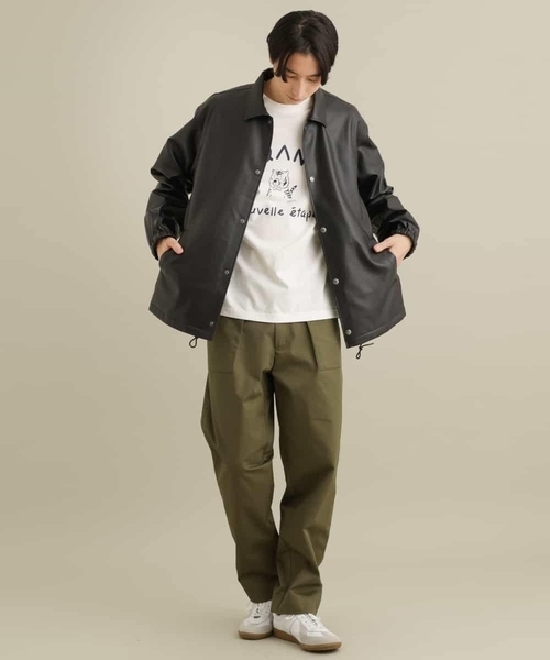 a.v.v(アーヴェヴェ)の「【洗濯機で洗える】フェイクレザーコーチジャケット(カバーオール・メンズ・ブラック/ベージュ・48/46)」の9枚目の写真