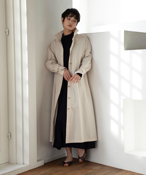 ReNorm（リノーム）の「スモッキング刺繍シャツワンピース（シャツワンピース・レディース・ホワイト/ブラック/エメラルド・フリー）」の9枚目の写真