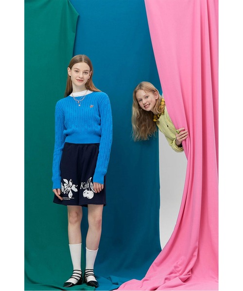 KIRSH（キルシー）の「KIRSH SMALL CHERRY CABLE CROP KNIT LS