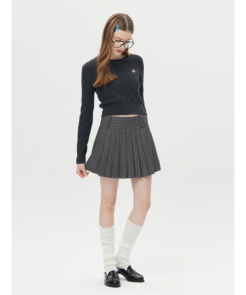 KIRSH（キルシー）の「KIRSH SMALL CHERRY CABLE CROP KNIT LS