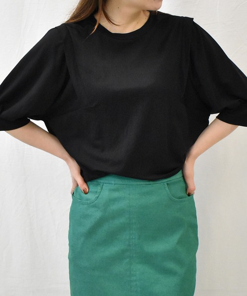RANAN（ラナン）の「[接触冷感]ボリュームスリーブTシャツ（Tシャツ/カットソー・レディース・イエロー/ブラック/グレー/ネイビー/ブルー・LL/L/M）」の2枚目の写真