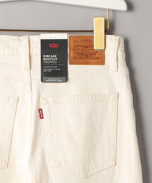 Levi's（リーバイス）の「＜LEVI’S(リーバイス)＞RIBCAGE BOOT ホワイト デニムパンツ（デニムパンツ・レディース・オフホワイト・25/27/26）」の7枚目の写真