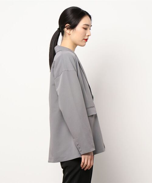 AZUL by moussy(アズールバイマウジー)の「RELAX WIDE JACKET/リラックスワイドジャケット(その他アウター・レディース・ベージュ/グレー・SMALL/MEDIUM)」の4枚目の写真