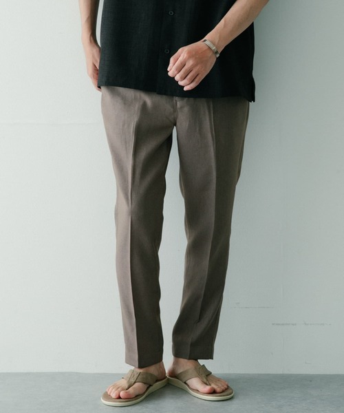 ITEMS URBANRESEARCH（アイテムズ アーバンリサーチ）の「『セットアップ対応』ポリツイル テーパードパンツ（その他パンツ・メンズ・チャコールグレー/ネイビー/ベージュ・MEDIUM/LARGE）」の2枚目の写真