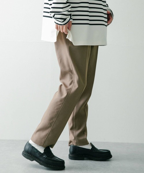 ITEMS URBANRESEARCH（アイテムズ アーバンリサーチ）の「『セットアップ対応』ポリツイル テーパードパンツ（その他パンツ・メンズ・チャコールグレー/ネイビー/ベージュ・MEDIUM/LARGE）」の5枚目の写真