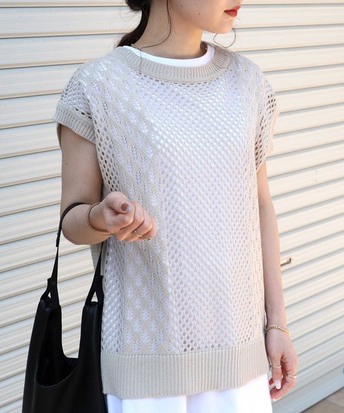 HONEYSUCKLE ROSE（ハニーサックルローズ）の「【HONEYSUCKLE ROSE】透かし編みニットベスト（ベスト・レディース・ブラウン/ダークグレー/キナリ・M/L）」の9枚目の写真