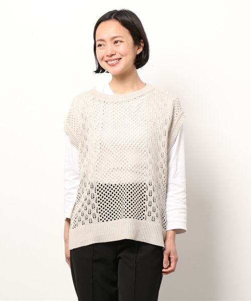 HONEYSUCKLE ROSE（ハニーサックルローズ）の「【HONEYSUCKLE ROSE】透かし編みニットベスト（ベスト・レディース・ブラウン/ダークグレー/キナリ・M/L）」の6枚目の写真