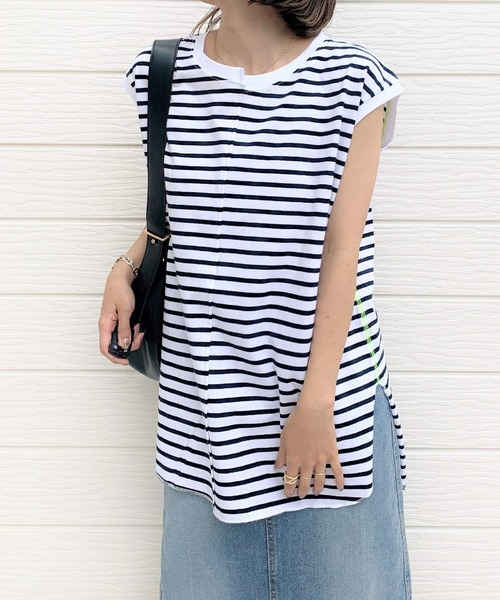 Q（キュー）の「ラウンドヘムボーダーハギフレンチT（Tシャツ/カットソー・レディース・ホワイト系その他/グリーン系その他/レッド系その他・MEDIUM）」の2枚目の写真