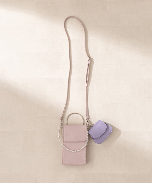 OLIVE des OLIVE（オリーブデオリーブ）の「リング付きスマホショルダー（ショルダーバッグ・レディース・シルバー/ラベンダー/ブラック/オフホワイト・FREE）」の9枚目の写真