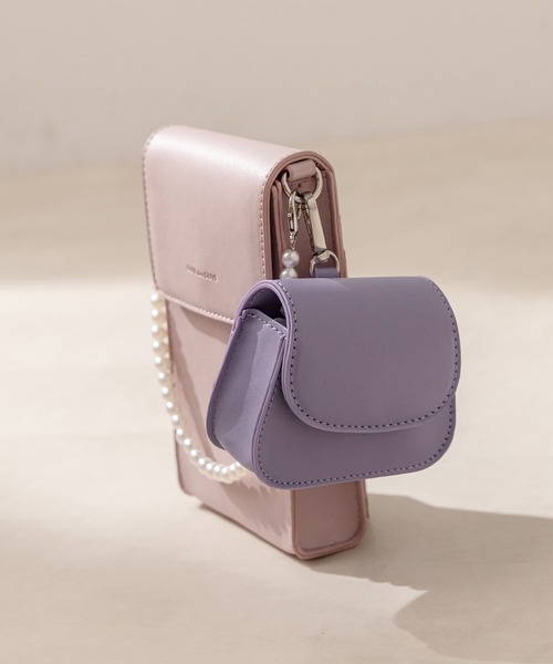 OLIVE des OLIVE（オリーブデオリーブ）の「リング付きスマホショルダー（ショルダーバッグ・レディース・シルバー/ラベンダー/ブラック/オフホワイト・FREE）」の20枚目の写真