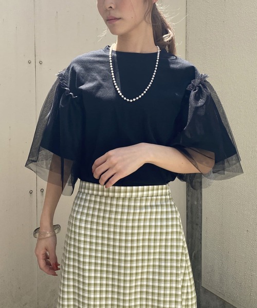 Thevon(ゼボン)の「チュールスリーブTシャツ(Tシャツ/カットソー・レディース・ブラック/オフホワイト/グリーン・FREE)」の15枚目の写真