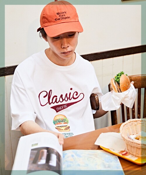 FREAK'S STORE（フリークスストア）の「WEB限定 FRESHNESS BURGER×FREAK'S STORE/フレッシュネスバーガー 別注 ビッグシルエット サガラ刺繍 プリントTシャツ（Tシャツ/カットソー・メンズ・グリーン/ホワイト・MEDIUM/LARGE/SMALL）」の11枚目の写真