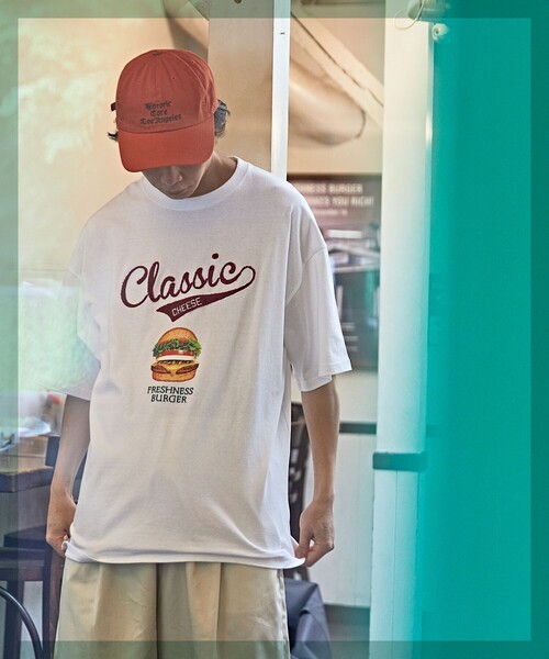 FREAK'S STORE（フリークスストア）の「WEB限定 FRESHNESS BURGER×FREAK'S STORE/フレッシュネスバーガー 別注 ビッグシルエット サガラ刺繍 プリントTシャツ（Tシャツ/カットソー・メンズ・グリーン/ホワイト・MEDIUM/LARGE/SMALL）」の14枚目の写真