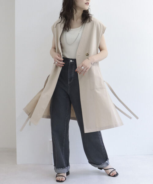 fredy emue(フレディエミュ)の「サイドリボン ポケ付ジレベスト【セットアップ可能】(ベスト・レディース・ブラック/ベージュ・38)」の15枚目の写真