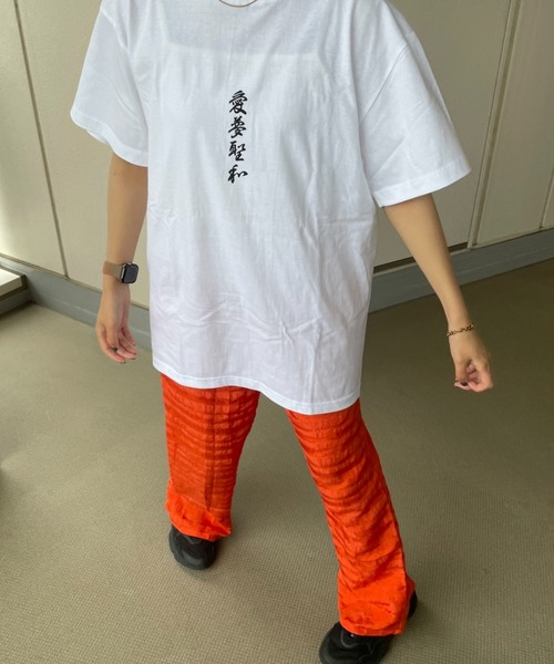 DuKKah（デュカ）の「Dukkah/【低身長向け】陰陽ビッグT（Tシャツ/カットソー・レディース・ホワイト/ブラック・LARGE）」の3枚目の写真