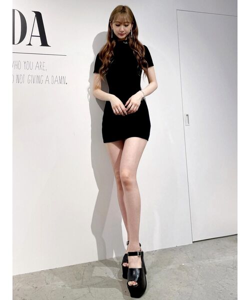 GYDA（ジェイダ）の「アンクルベルトチャンキーサンダル（サンダル・レディース・ブラック/オフホワイト・SMALL/MEDIUM/LARGE）」の12枚目の写真