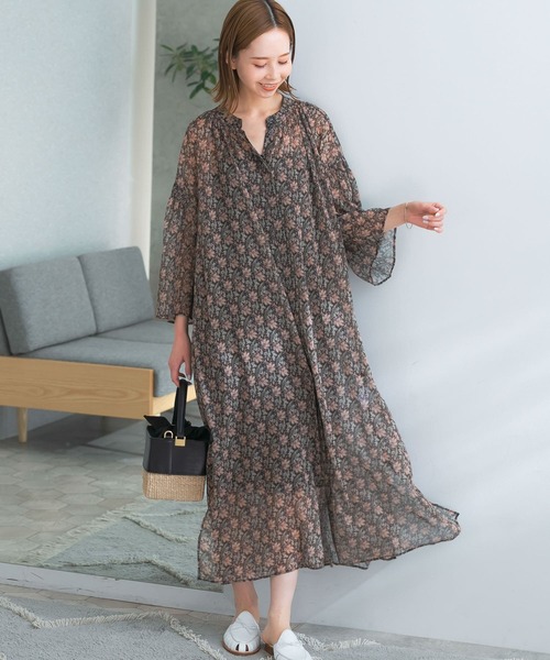 URBAN RESEARCH ROSSO WOMEN（アーバンリサーチ　ロッソ）の「ペイズリーフラワーワンピース（ワンピース・レディース・ブラック系その他/グリーン系その他・FREE）」の4枚目の写真