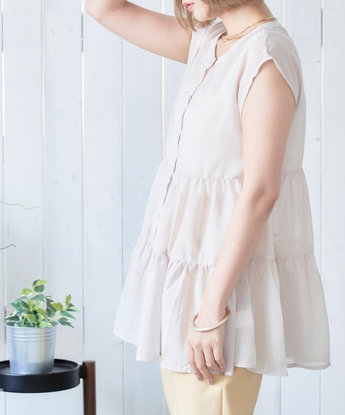 anown（アノン）の「ティアードチュニック　シアーシャツ シア―ブラウス ノースリーブ フレンチ袖 チュニックシャツ ティアード シアー 前後2way きれいめ（シャツ/ブラウス・レディース・ブラック/オフホワイト/ライトグリーン/ライトベージュ・M）」の8枚目の写真