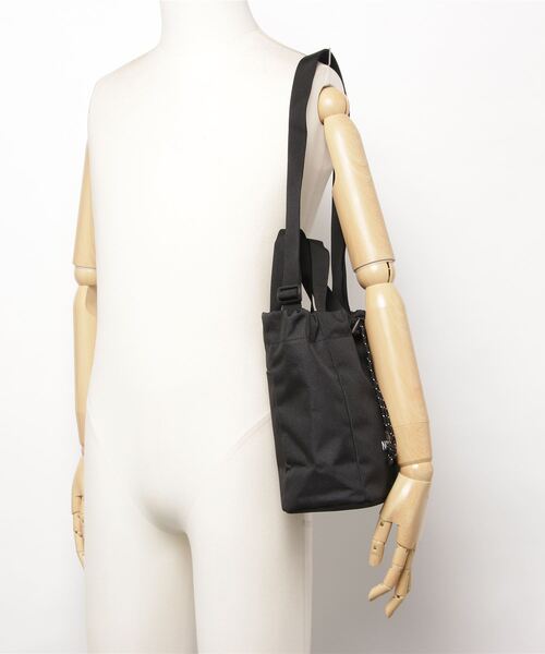 THE NORTH FACE(ザノースフェイス)の「『THE NORTH FACE/ザノースフェイス』WHITE LABEL COLLECTIONS BUCKET BAG MINI ミニショルダーバケットバッグ(ボディバッグ/ウエストポーチ・メンズ・ブラック/クリーム/チャコール/アイボリー・FREE)」の9枚目の写真