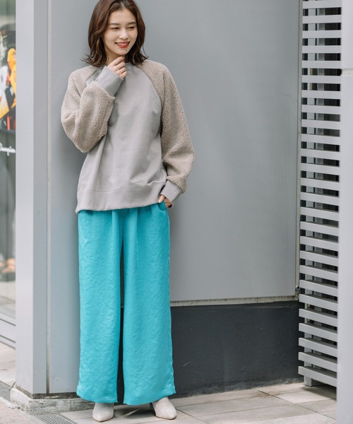 Munich（ミューニック）の「裏毛×シープボアスウェットプルオーバー（スウェット・レディース・アイボリー/グレイッシュベージュ/ブラック・FREE）」の4枚目の写真