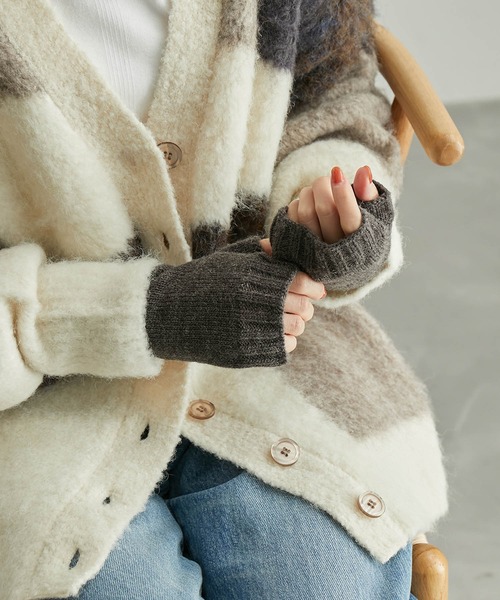 ROPE' PICNIC（ロペピクニック）の「ウールミックスニットグローブ（手袋・レディース・チャコールグレー/ライトグリーン/ホワイト系その他5・FREE）」の3枚目の写真