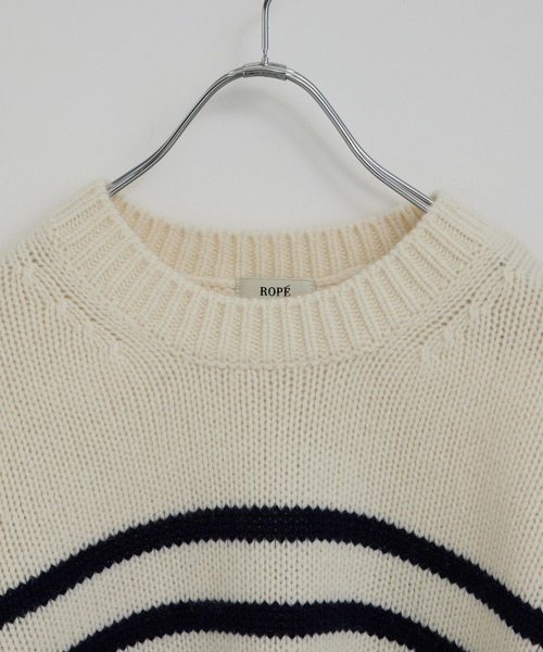 ROPE'（ロペ）の「タスマニアウールクルーネックニット（ニット/セーター・レディース・ホワイト/オリーブ/ピンク系その他/ホワイト系その他2・38）」の8枚目の写真