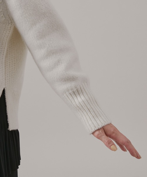 ROPE'（ロペ）の「タスマニアウールクルーネックニット（ニット/セーター・レディース・ホワイト/オリーブ/ピンク系その他/ホワイト系その他2・38）」の21枚目の写真