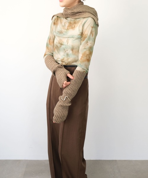 ＡＮＤＪ（アンドジェイ）の「【2022/AW】水彩アート柄ハイネックシアートップス（Tシャツ/カットソー・レディース・ベージュ系その他2/ベージュ系その他・M）」の8枚目の写真