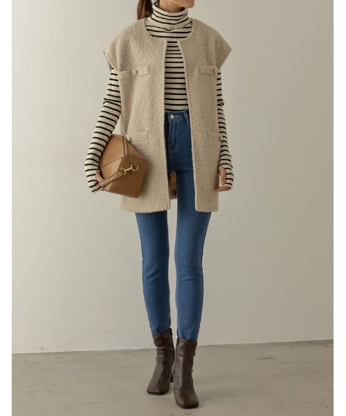 Re:EDIT（リエディ）の「[低身長サイズ有]ループツイードブークレノーカラーボアベスト（ノーカラージャケット・レディース・ベージュ/アイボリー/ブラック・SHORT/MEDIUM/LARGE）」の16枚目の写真