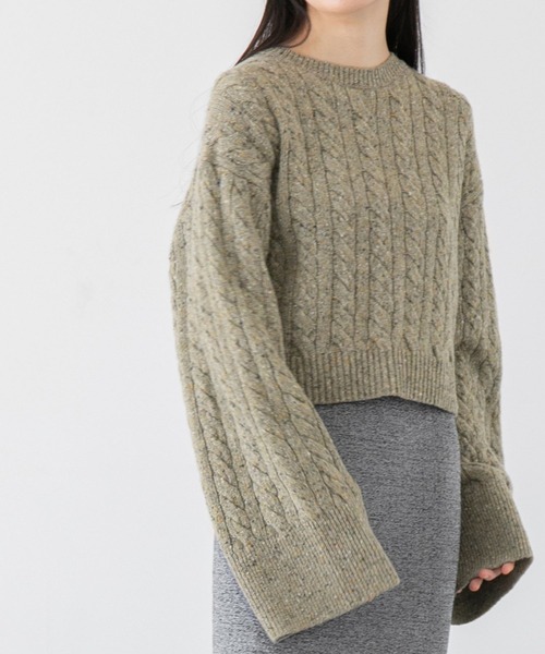 yuw（ユウ）の「ネップケーブルクロップド　172551（ニット/セーター・レディース・チャコールグレー/ブラウン/イエロー・FREE）」の2枚目の写真