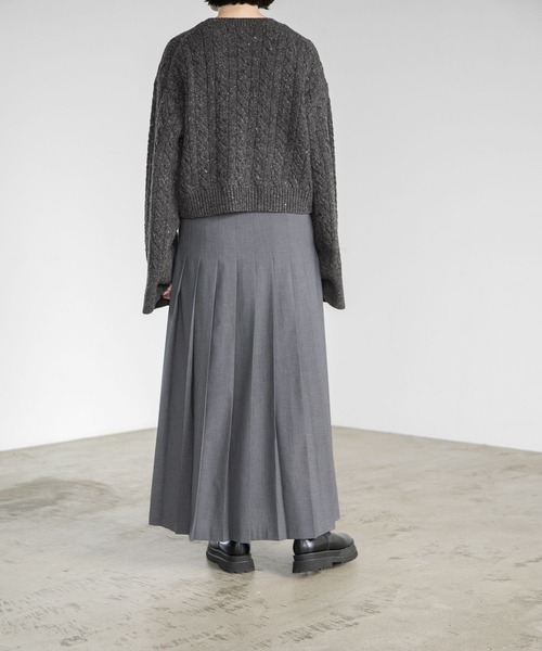 yuw（ユウ）の「ネップケーブルクロップド　172551（ニット/セーター・レディース・チャコールグレー/ブラウン/イエロー・FREE）」の9枚目の写真