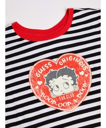 Guess（ゲス）の「GUESS Originals x Betty Boop Striped