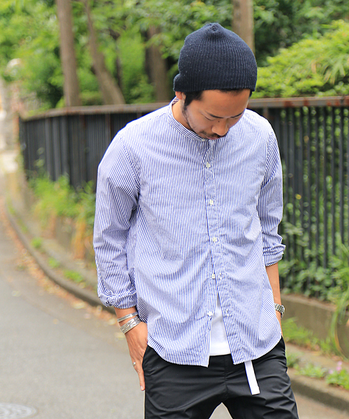 And A（アンドエー）の「ストライプバンドカラーシャツ（シャツ/ブラウス・メンズ・サックスブルー/ネイビー・40/42）」の2枚目の写真