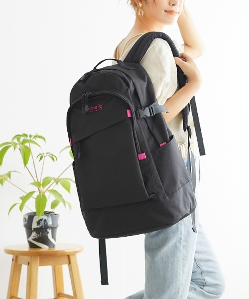 anello（アネロ）の「anelloGRANDE（アネログランデ） はっ水10ポケット大容量リュック（A4対応）（バックパック/リュック・レディース・ピンク/ブラック/ベージュ・FREE）」の3枚目の写真