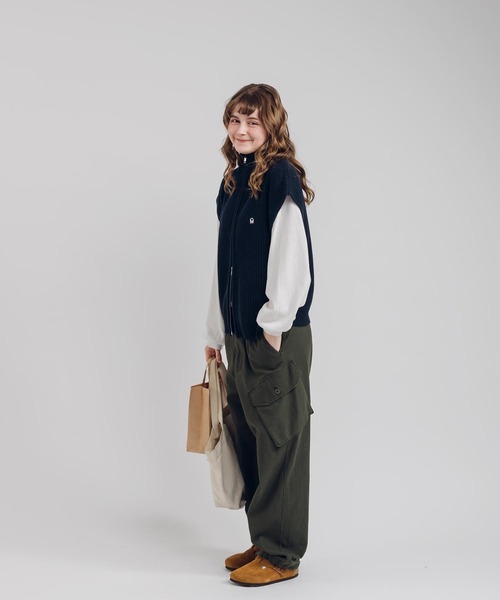 MUHET（ミュエータ）の「ドライバーズニットベスト（ベスト・レディース・ベージュ/カーキ/ネイビー・X-LARGE/MEDIUM）」の18枚目の写真