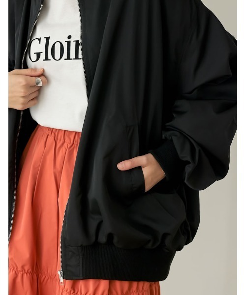 Re:EDIT（リエディ）の「ボリュームスリーブMA-1（MA-1・レディース・アイボリー/ライトカーキ/ブラック・MEDIUM）」の4枚目の写真