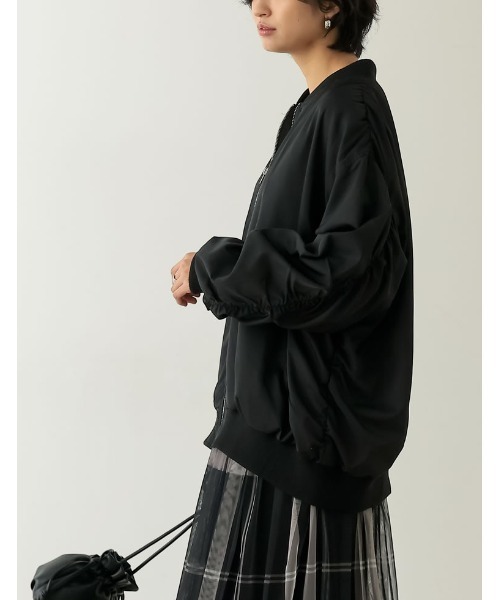 Re:EDIT（リエディ）の「ボリュームスリーブMA-1（MA-1・レディース・アイボリー/ライトカーキ/ブラック・MEDIUM）」の7枚目の写真