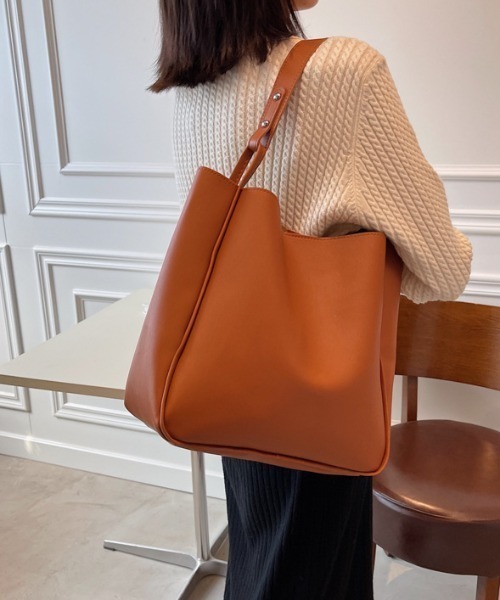 yuue' ( wear )(ユーイ)の「シンプルトートバッグ(トートバッグ・レディース・ブラウン/ブラック/オフホワイト・FREE)」の8枚目の写真