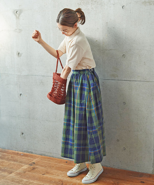 PAR ICI（パーリッシィ）の「サイザル透かし編み ワンショルダーカゴバッグ（かごバッグ・レディース・オフホワイト/ブラウン/サックスブルー・FREE）」の16枚目の写真