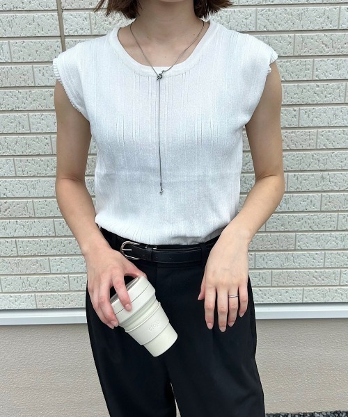 H.TOKYO(エイチトウキョウ)の「ランダムリブフレンチスリーブニット(Tシャツ/カットソー・レディース・ベージュ/レッド/ホワイト/ブラック/ブルー・FREE)」の2枚目の写真