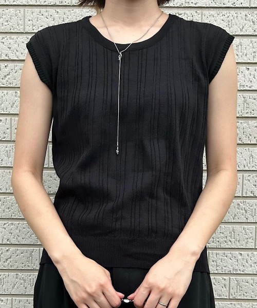 H.TOKYO(エイチトウキョウ)の「ランダムリブフレンチスリーブニット(Tシャツ/カットソー・レディース・ベージュ/レッド/ホワイト/ブラック/ブルー・FREE)」の1枚目の写真