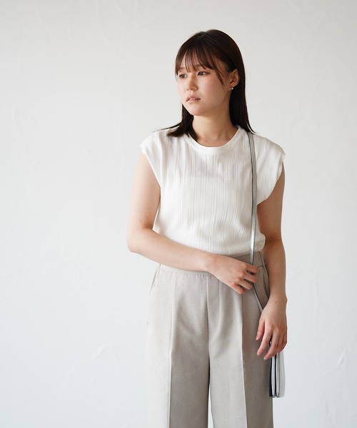 H.TOKYO(エイチトウキョウ)の「ランダムリブフレンチスリーブニット(Tシャツ/カットソー・レディース・ベージュ/レッド/ホワイト/ブラック/ブルー・FREE)」の17枚目の写真