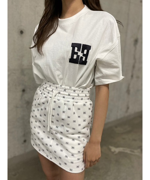 ENVYM（アンビー）の「EロゴBIGtee（Tシャツ/カットソー・レディース・ブルー/ブラック/パープル/ホワイト・FREE）」の9枚目の写真