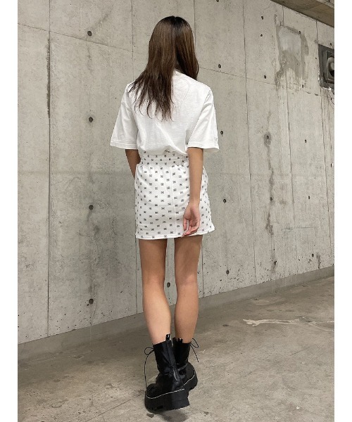 ENVYM（アンビー）の「EロゴBIGtee（Tシャツ/カットソー・レディース・ブルー/ブラック/パープル/ホワイト・FREE）」の18枚目の写真