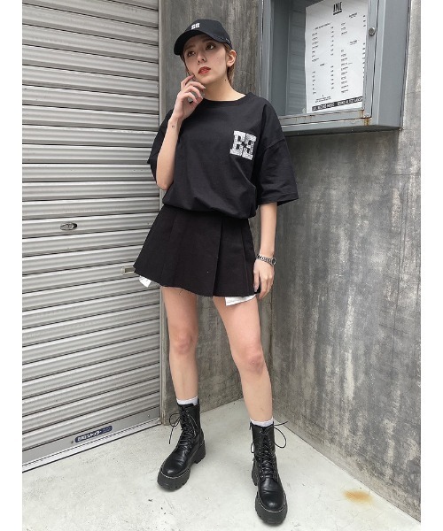 ENVYM（アンビー）の「EロゴBIGtee（Tシャツ/カットソー・レディース・ブルー/ブラック/パープル/ホワイト・FREE）」の22枚目の写真