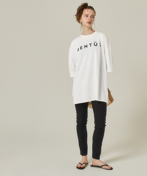 coca(coca)(コカ)の「ビッグシルエットロゴTチュニック(Tシャツ/カットソー・レディース・ホワイト/ベージュ・M/L)」の5枚目の写真