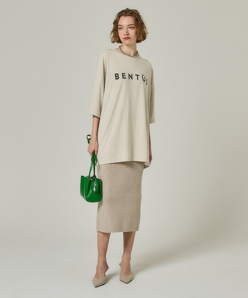coca(coca)(コカ)の「ビッグシルエットロゴTチュニック(Tシャツ/カットソー・レディース・ホワイト/ベージュ・M/L)」の11枚目の写真